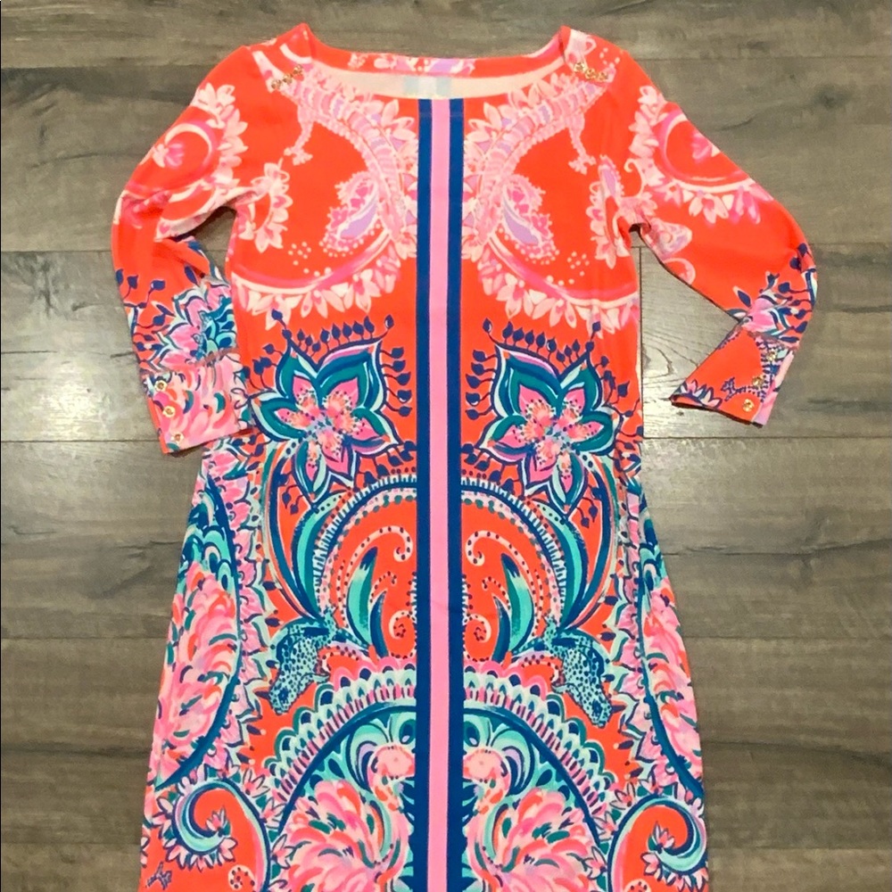 Lilly Pulitzer dress size small.